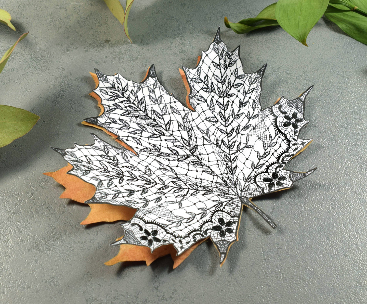 Lacy Maple Leaf Autumn Card Tutorial